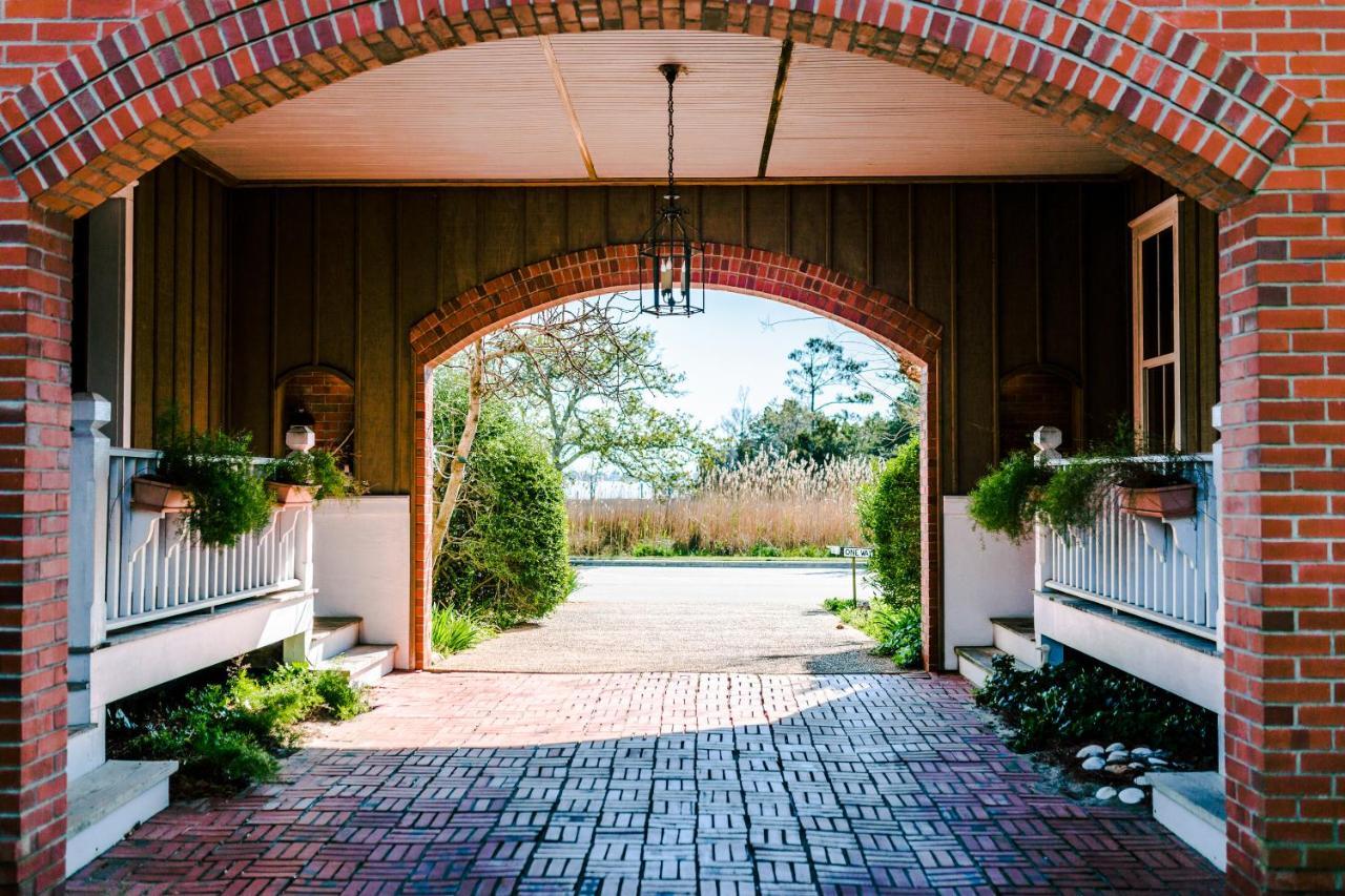 Roanoke Island Inn Manteo Bagian luar foto